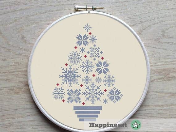 Modern snowflakes Christmas tree