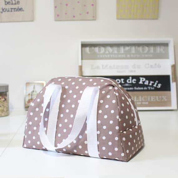 Insulated lunch bag sewing kit from Mouna Sew